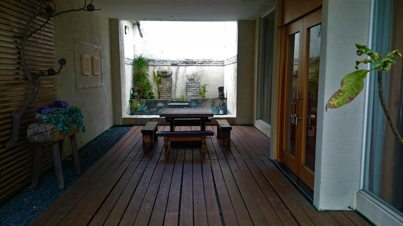 Her Home Spa Motel Синьин Экстерьер фото