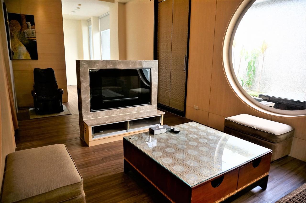 Her Home Spa Motel Синьин Экстерьер фото